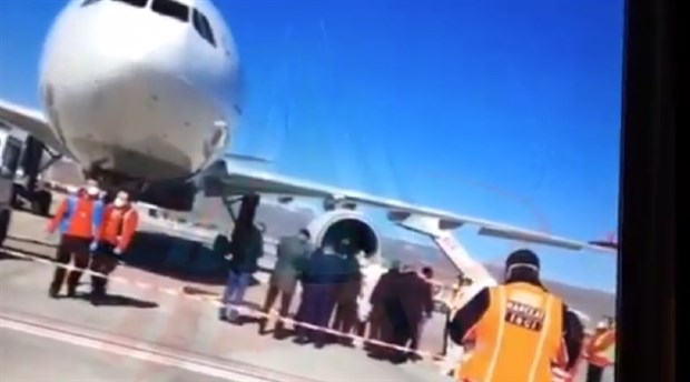Tahran'dan gelen THY uçağı virüs şüphesiyle Ankara'ya indi